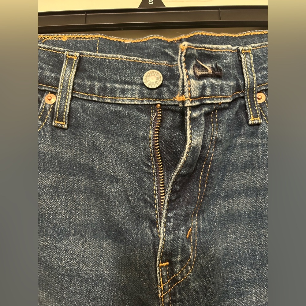 511 Slim Fit Levi Jeans - Picture 6 of 6